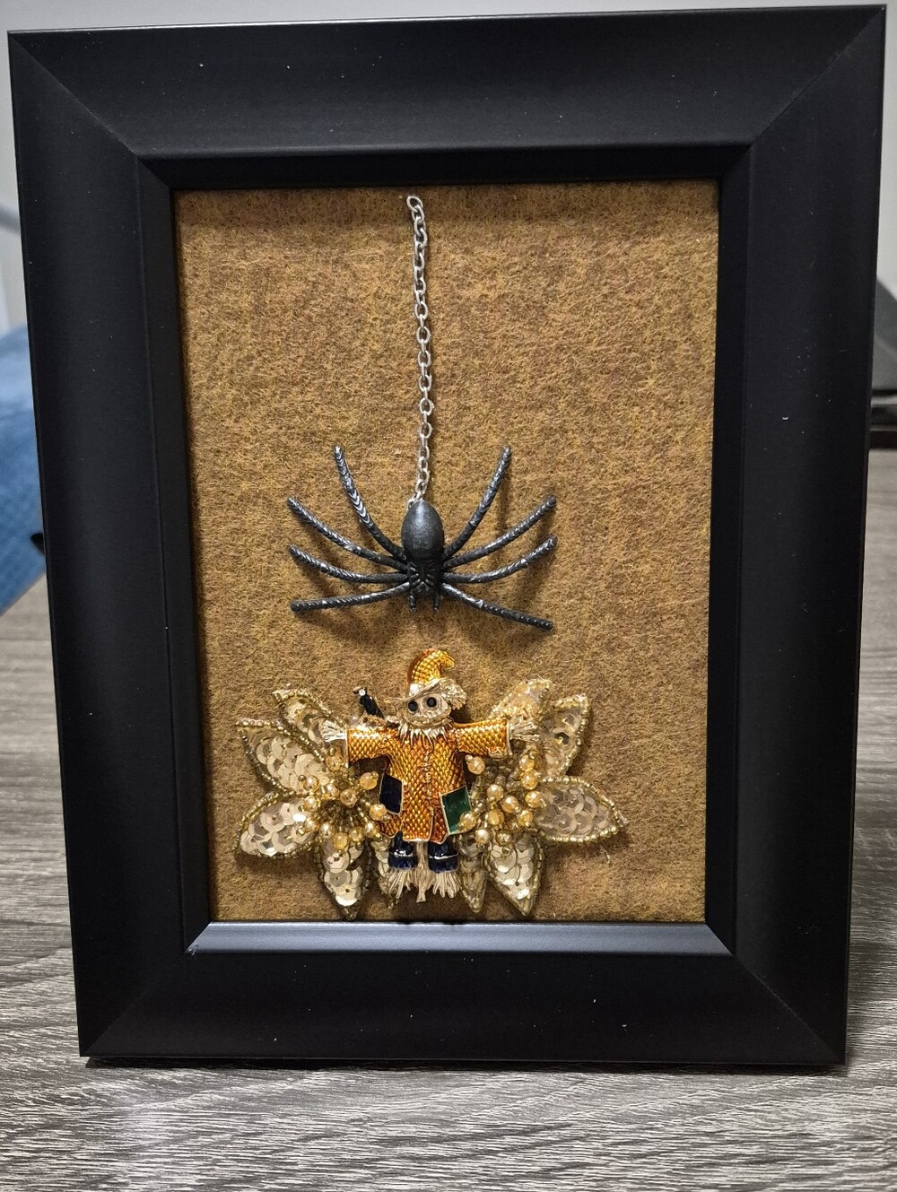 Framed Halloween Spider & Sequin Scarecrow Wall Art - Black Frame, Gold Accents